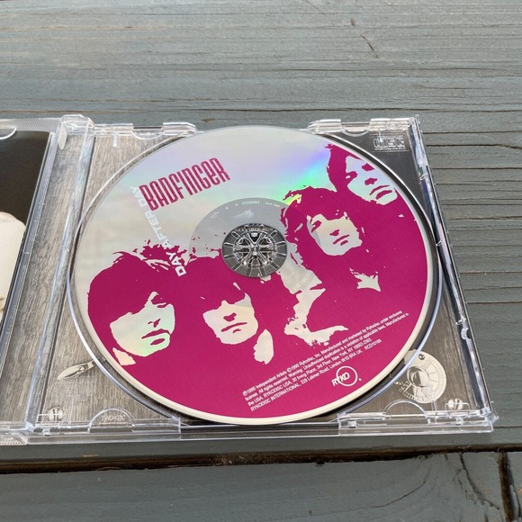 BADFINGER, DAY AFTER DAY, LIVE, 1990, UK Import RYKODISC RCD10189 CD - Picture 3 of 5
